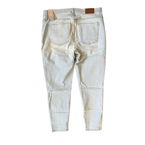 NWT Madewell 9" Mid-Rise Skinny Crop Jeans in Coolmax® Denim Edition Size 32 - Picture 3 of 5